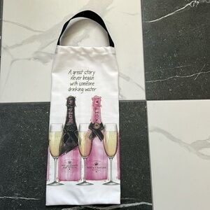 Moet & Chandon Wine Canvas Tote Like New